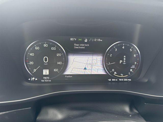 used 2021 Volvo XC40 car, priced at $22,925