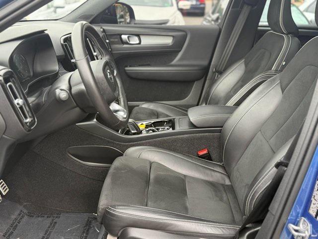 used 2021 Volvo XC40 car, priced at $22,925