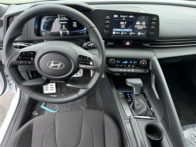 new 2025 Hyundai Elantra car, priced at $24,548