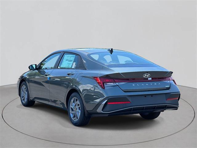 new 2025 Hyundai ELANTRA HEV car, priced at $25,960