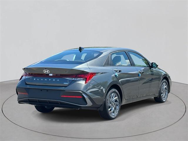 new 2025 Hyundai ELANTRA HEV car, priced at $25,960