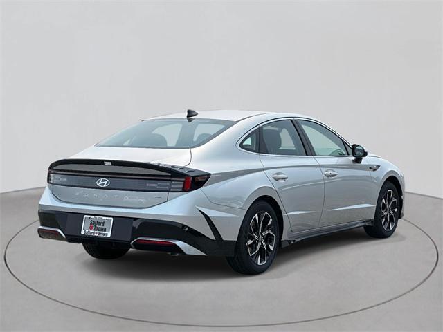 new 2025 Hyundai Sonata car, priced at $30,110