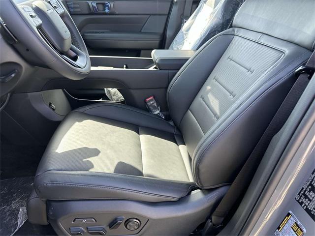 new 2025 Hyundai Santa Fe car, priced at $48,864