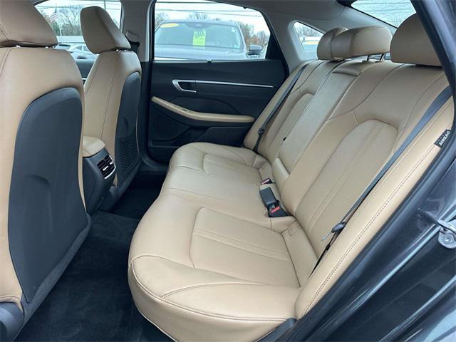 used 2024 Hyundai Sonata Hybrid car, priced at $28,700