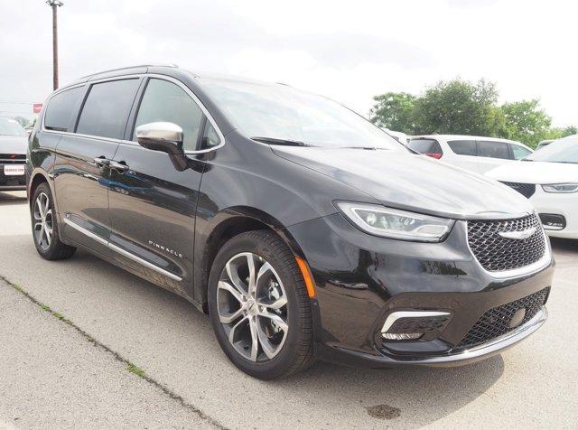 new 2024 Chrysler Pacifica car, priced at $49,910