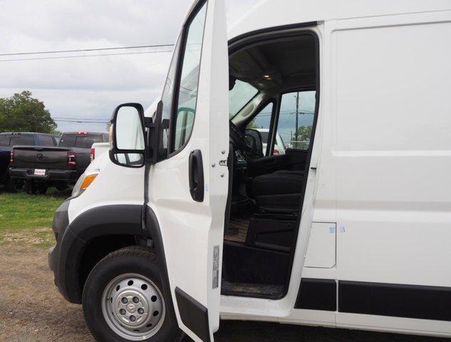 new 2023 Ram ProMaster 2500 car, priced at $45,638