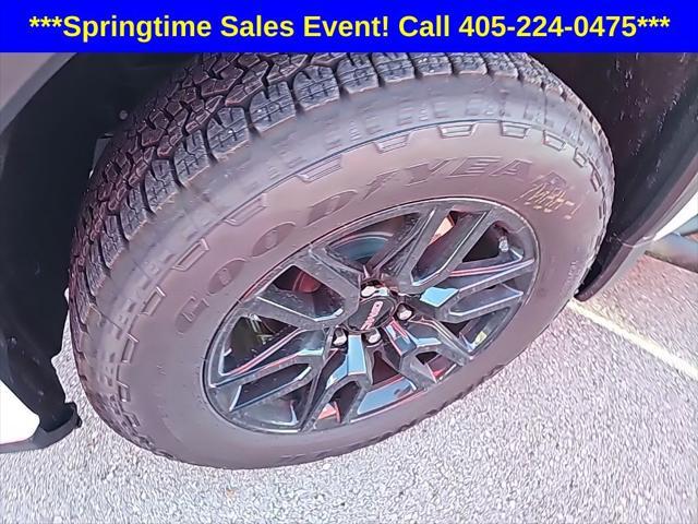 new 2025 GMC Sierra 1500 car, priced at $48,500