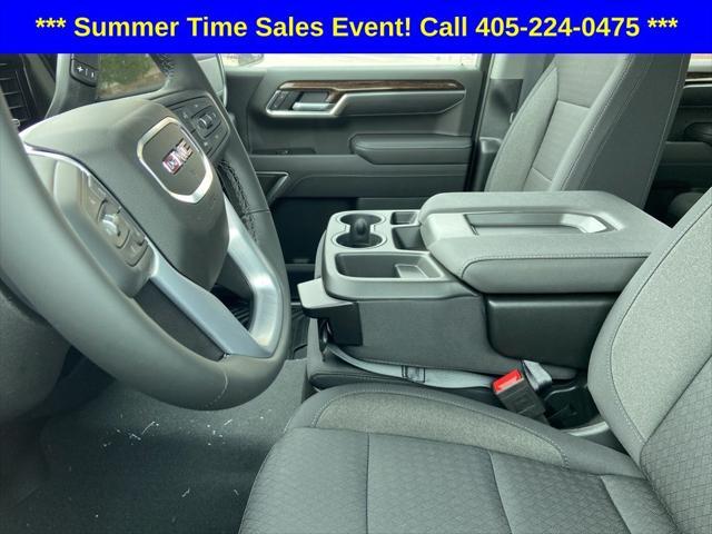 new 2025 GMC Sierra 1500 car, priced at $49,500
