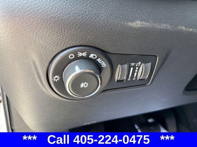 used 2025 Jeep Compass car, priced at $25,699