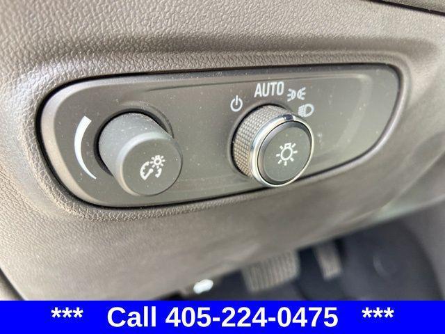 used 2023 Chevrolet Equinox car, priced at $20,999
