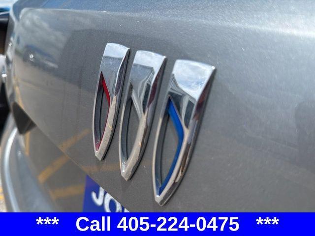 used 2024 Buick Envision car, priced at $33,290