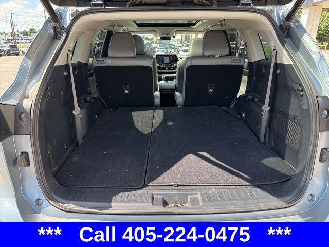 used 2021 Toyota Highlander Hybrid car, priced at $42,200