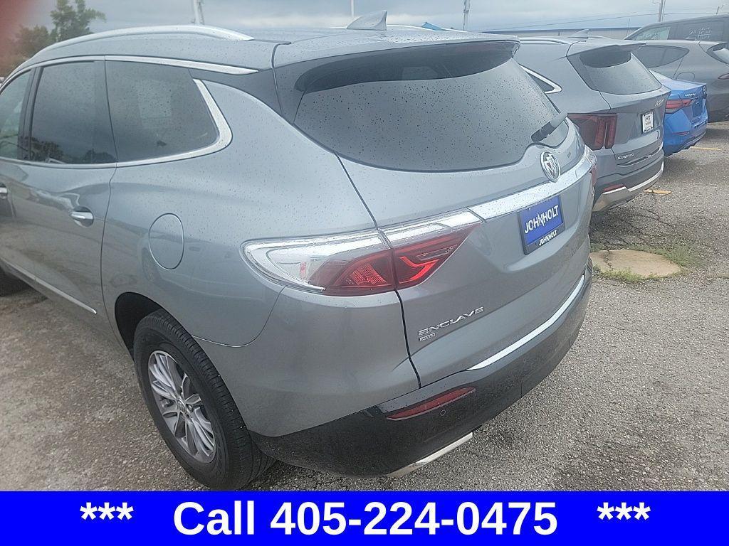 used 2024 Buick Enclave car, priced at $32,264