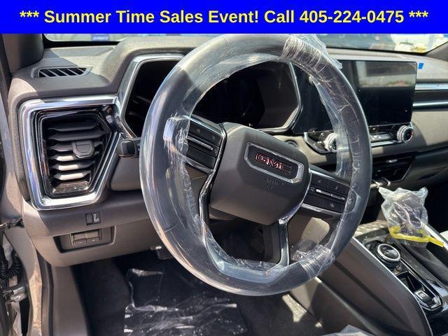 new 2025 GMC Canyon car, priced at $43,890