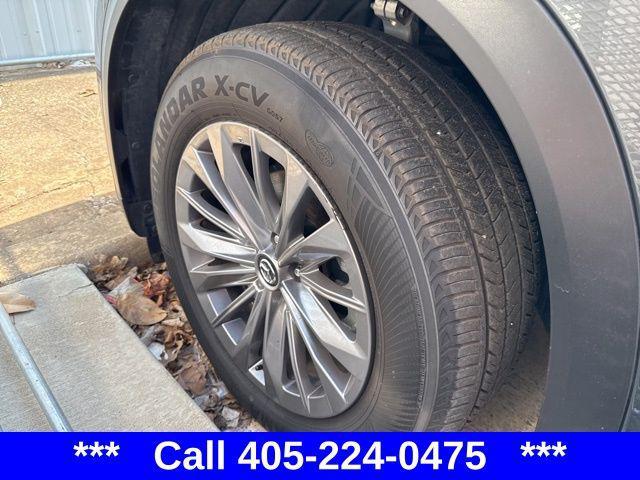used 2024 Mazda CX-90 car, priced at $31,203