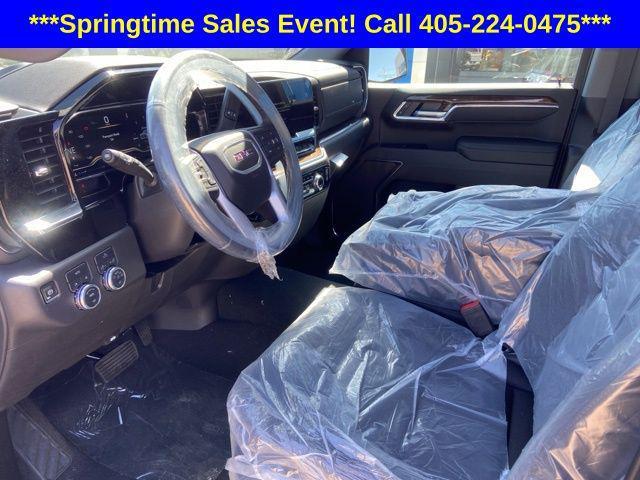 new 2025 GMC Sierra 1500 car, priced at $49,500
