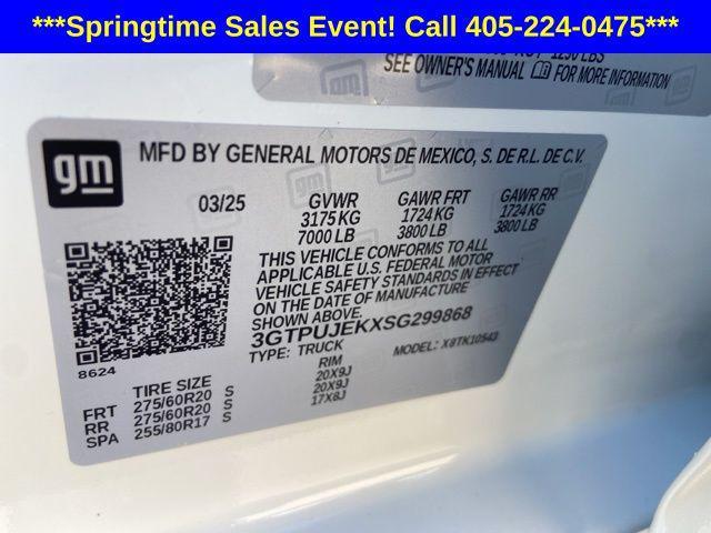 new 2025 GMC Sierra 1500 car, priced at $49,500