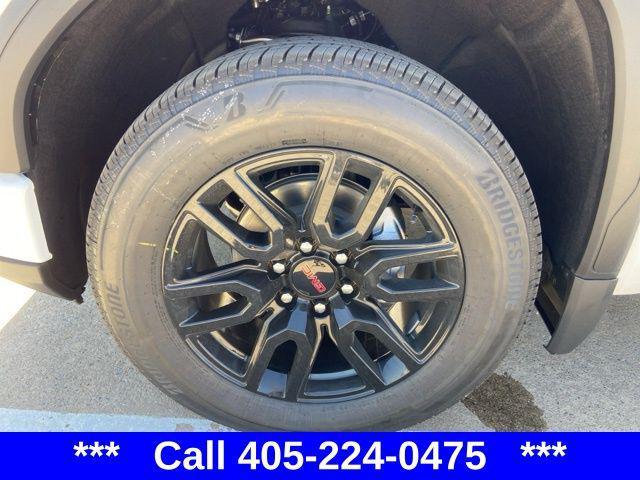 new 2025 GMC Sierra 1500 car, priced at $48,500