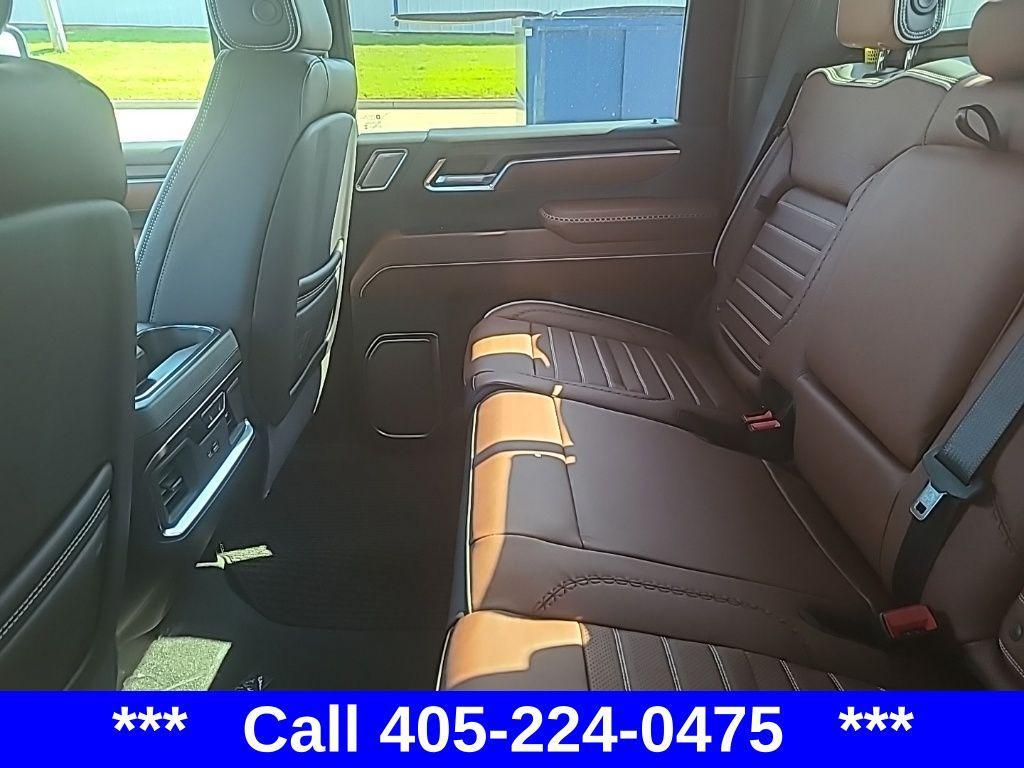 new 2026 GMC Sierra 2500 car, priced at $94,500