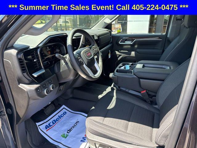 new 2025 GMC Sierra 1500 car, priced at $49,900