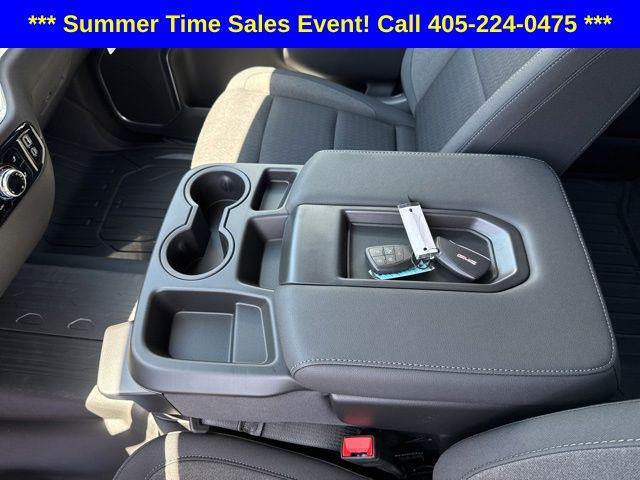 new 2025 GMC Sierra 1500 car, priced at $49,900