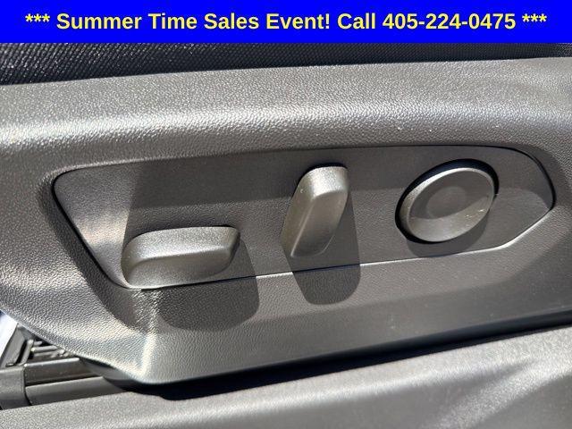 new 2025 GMC Sierra 1500 car, priced at $49,900