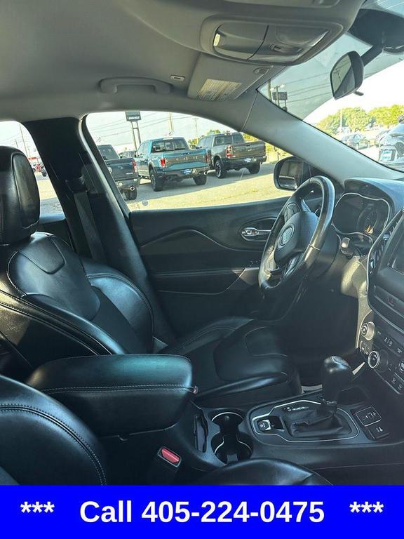 used 2019 Jeep Cherokee car, priced at $15,400