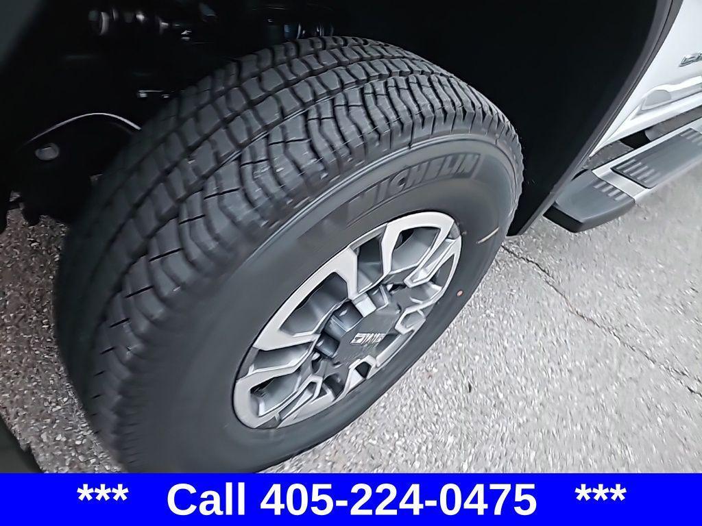 new 2026 GMC Sierra 2500 car, priced at $80,400