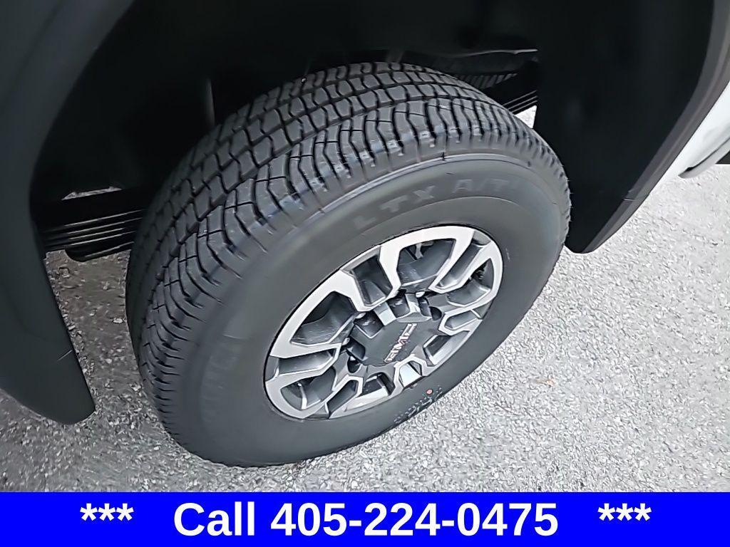 new 2026 GMC Sierra 2500 car, priced at $80,400