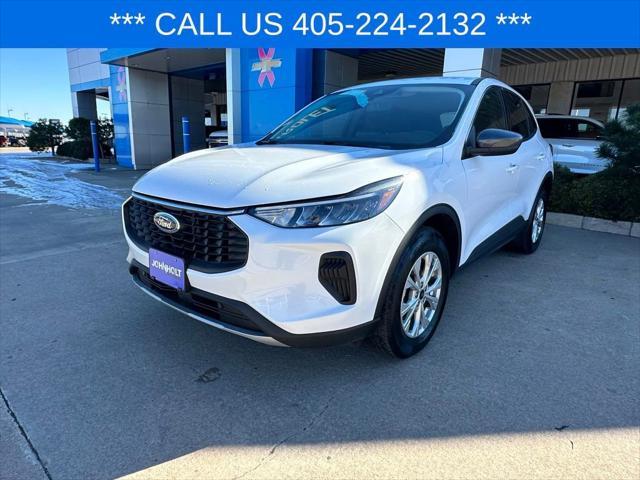 used 2024 Ford Escape car, priced at $25,900