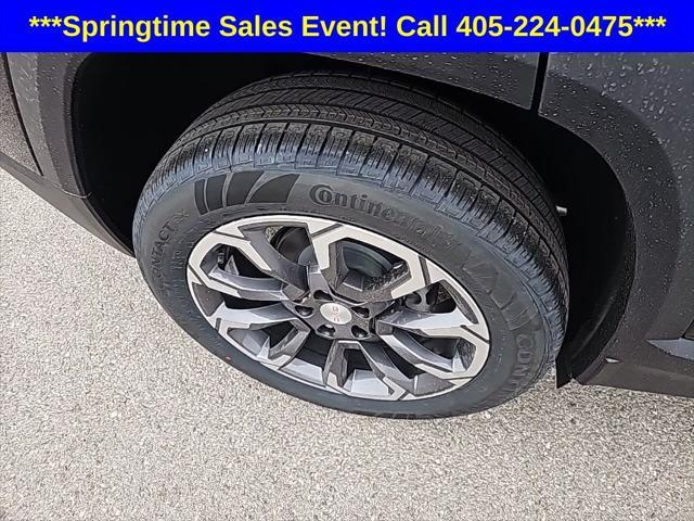 new 2025 GMC Terrain car, priced at $35,675
