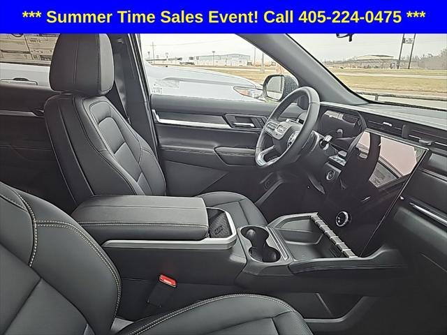 new 2025 GMC Terrain car, priced at $34,500