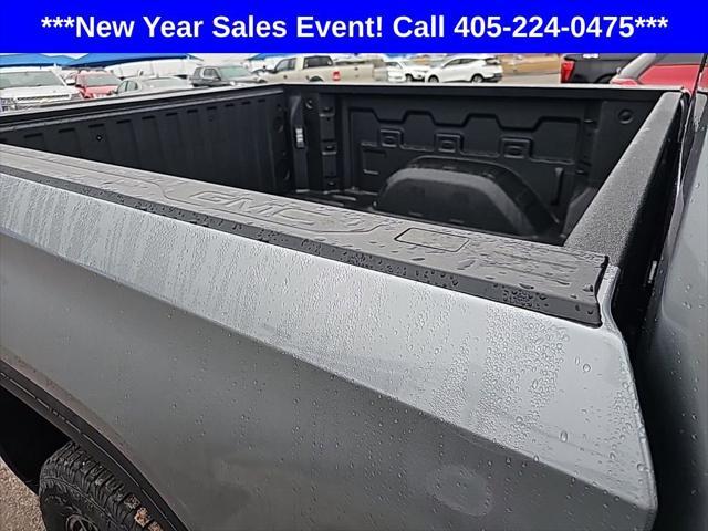 new 2025 GMC Sierra 1500 car, priced at $62,545