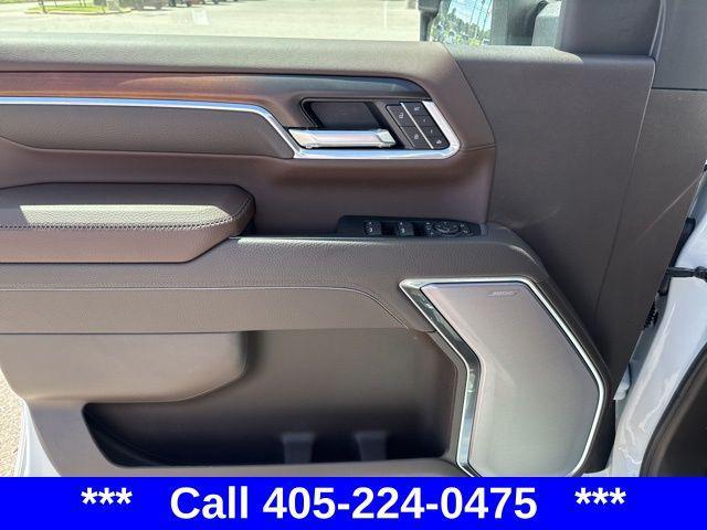 new 2025 GMC Sierra 2500 car, priced at $84,000