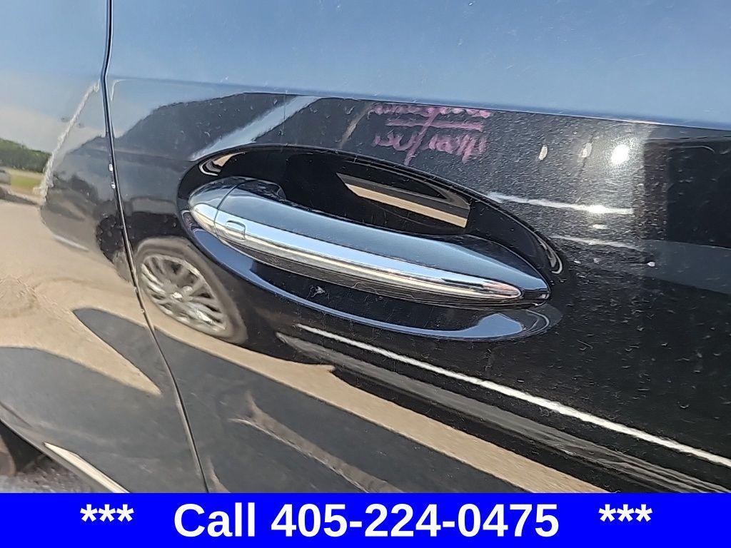 used 2024 Buick Envision car, priced at $23,277