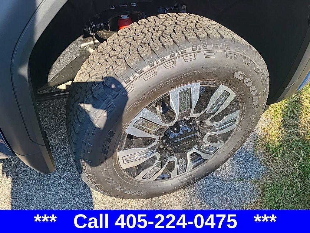 new 2026 GMC Sierra 2500 car, priced at $87,500