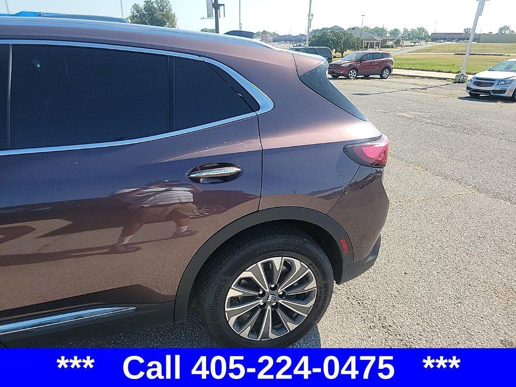 used 2024 Buick Envision car, priced at $24,000