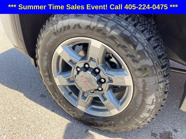 new 2025 GMC Sierra 2500 car, priced at $64,000