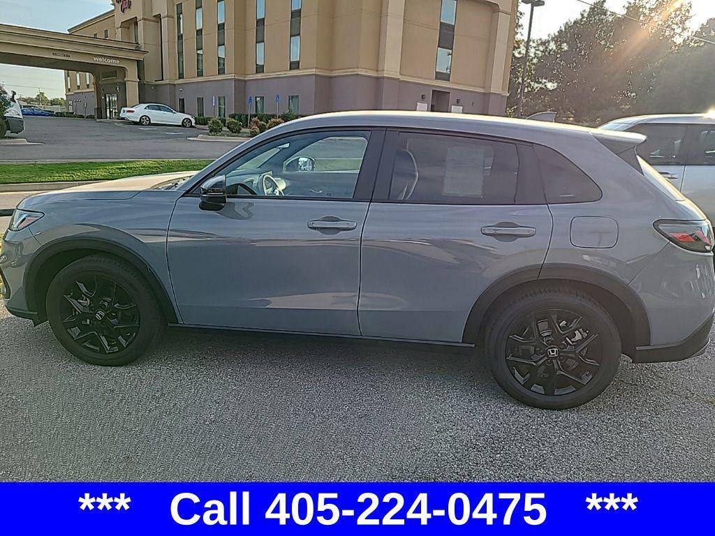 used 2025 Honda HR-V car, priced at $27,500