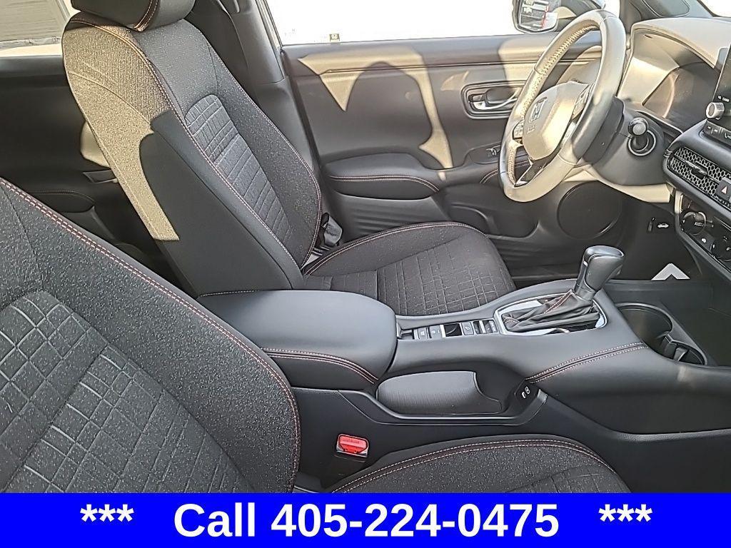 used 2025 Honda HR-V car, priced at $27,500