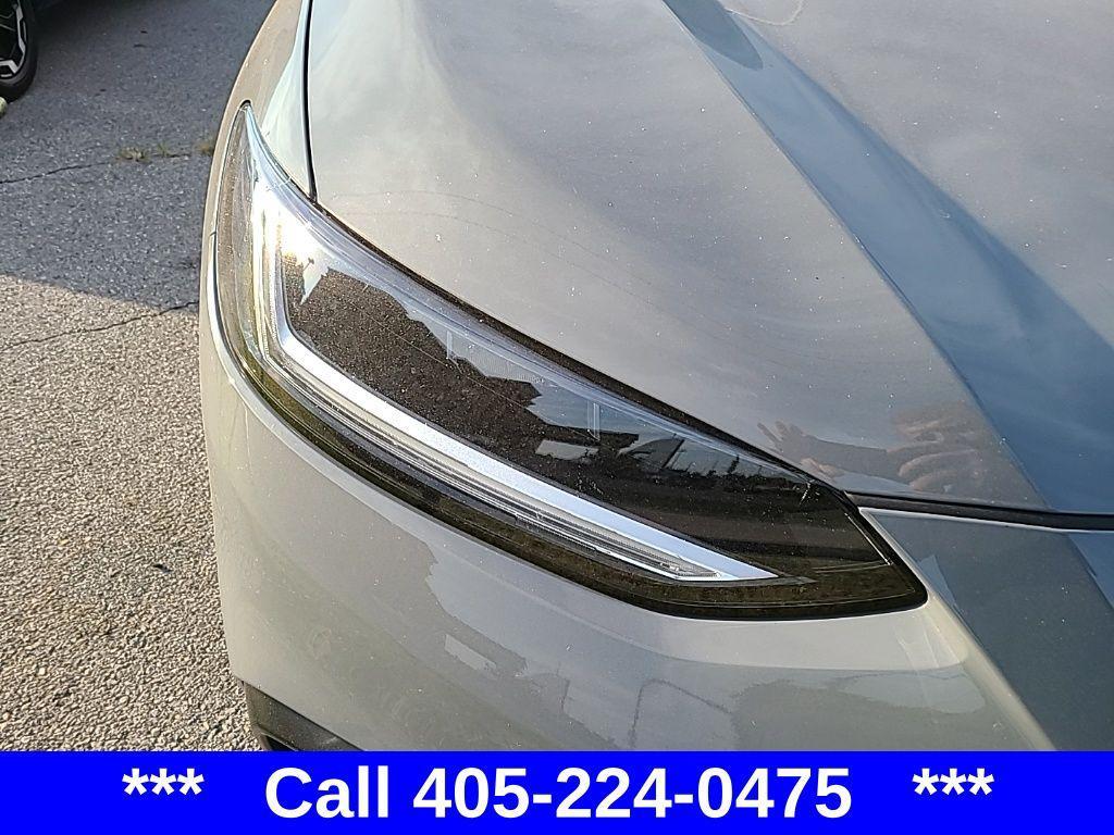 used 2025 Honda HR-V car, priced at $27,500