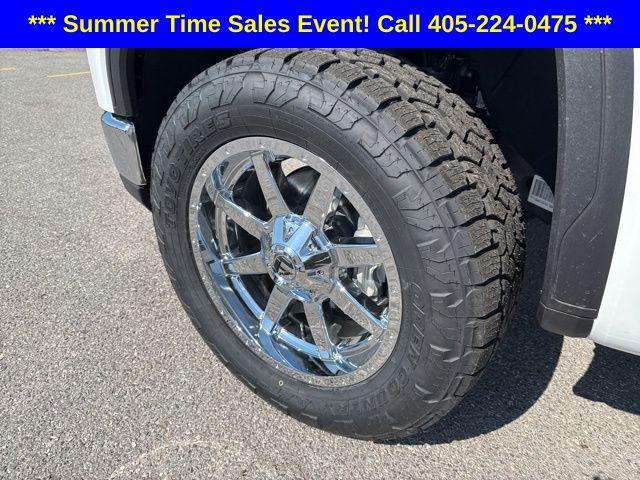new 2025 GMC Sierra 1500 car, priced at $46,250