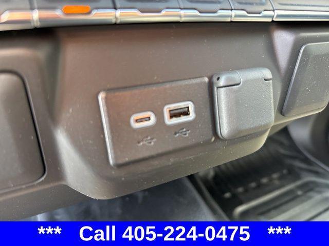 new 2025 GMC Sierra 1500 car, priced at $46,250