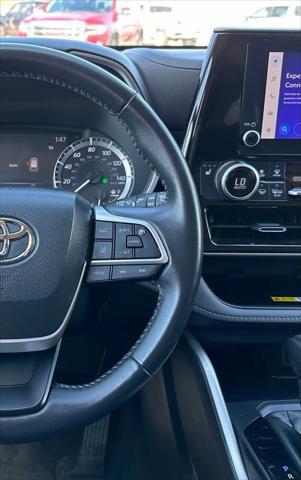 used 2023 Toyota Highlander car, priced at $36,395