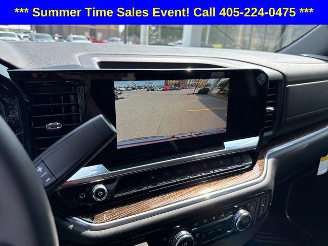 new 2025 GMC Sierra 1500 car, priced at $49,500