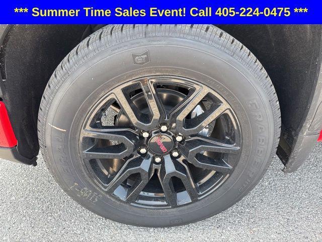 new 2025 GMC Sierra 1500 car, priced at $49,500