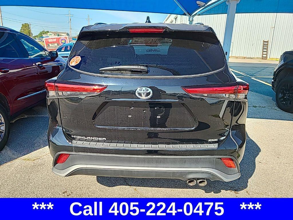 used 2023 Toyota Highlander car, priced at $40,800