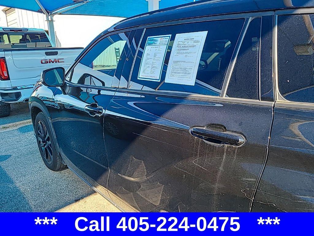 used 2023 Toyota Highlander car, priced at $40,800