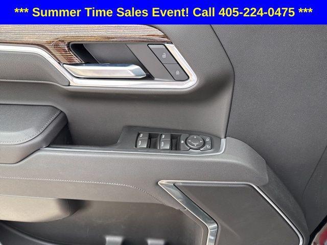 new 2025 GMC Sierra 1500 car, priced at $56,000