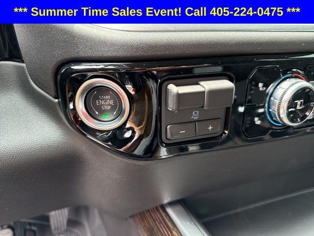 new 2025 GMC Sierra 1500 car, priced at $56,000